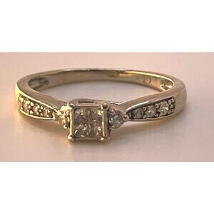 10K White Gold Princess Diamond Ring, Size: 4.25